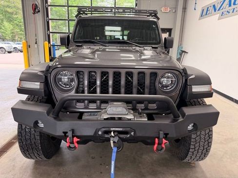 Used 2021 Jeep Gladiator Rubicon AWD/4WD image 4