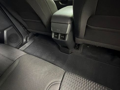 Certified 2026 Chevrolet Equinox LT FWD image 32