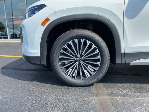 New 2025 Volkswagen Tiguan S image 19