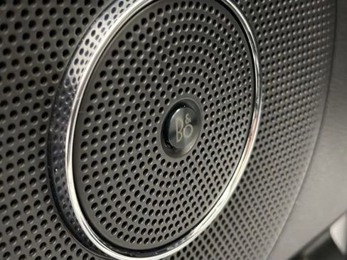 Used 2023 Ford Expedition Max Limited image 19