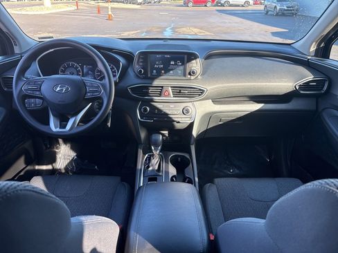 Used 2019 Hyundai Santa Fe SE image 12