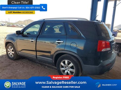 Used 2013 Kia Sorento LX FWD image 3