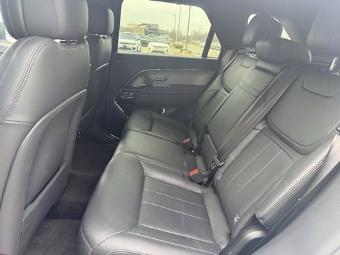 Used 2025 Land Rover Range Rover Sport SE image 10