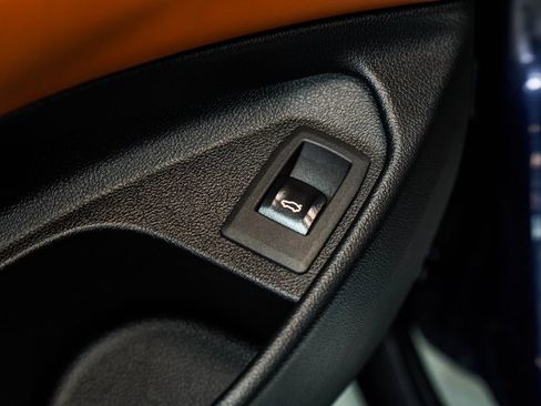 Used 2025 BMW M4 Competition RWD image 40