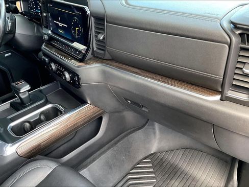 Used 2022 Chevrolet Silverado 1500 LT Trail Boss w/ LT Trail Boss Premium Package image 20