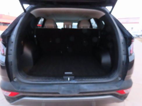 Used 2023 Hyundai Tucson Limited image 19