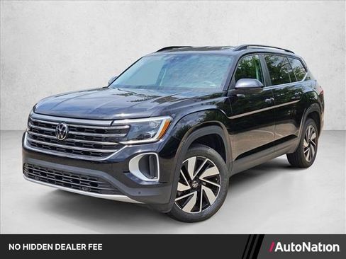 Used 2025 Volkswagen Atlas SE FWD image 1