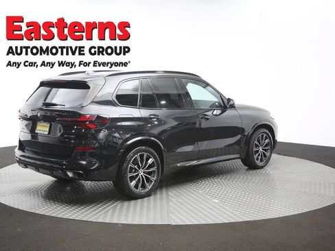 Used 2025 BMW X5 xDrive40i w/ M Sport Package AWD/4WD image 43