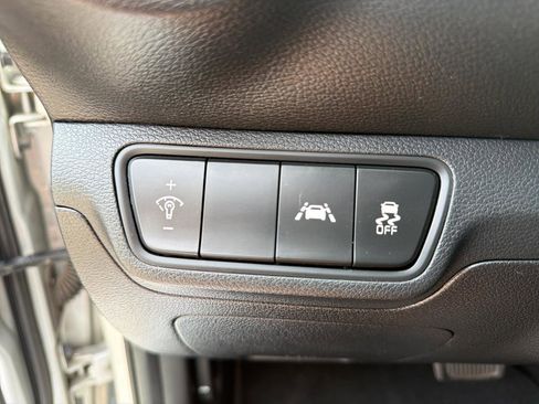 Used 2019 Kia Forte LXS FWD image 16