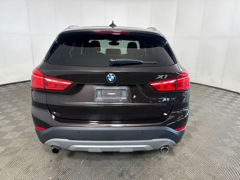Used 2017 BMW X1 xDrive28i image 4