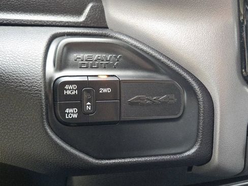Used 2023 RAM 2500 Big Horn w/ Level 1 Equipment Group AWD/4WD image 23