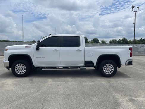Used 2023 Chevrolet Silverado 2500 LT w/ Convenience Package AWD/4WD image 7