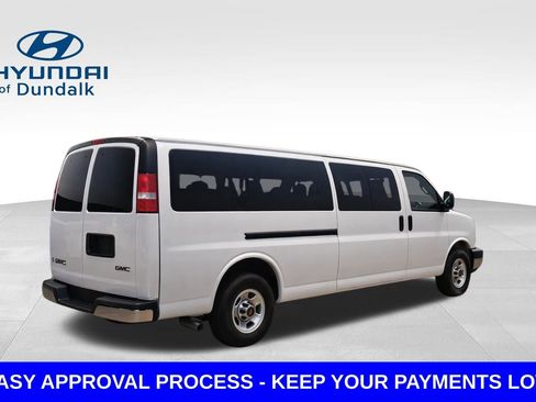 Used 2025 GMC Savana 3500 LT w/ LT Preferred Equipment Group RWD image 2