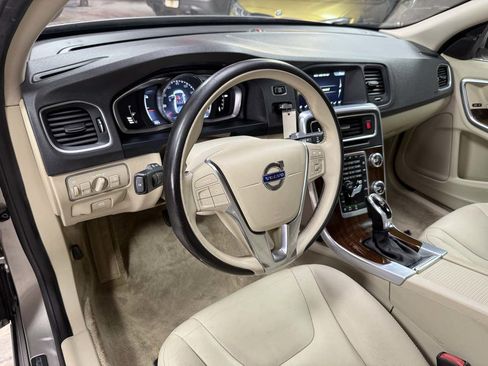 Used 2016 Volvo S60 T5 Premier FWD image 9