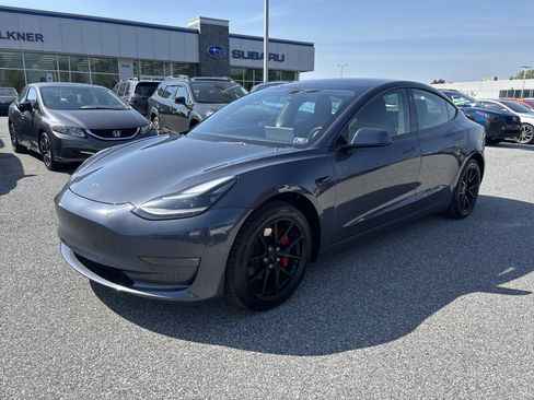 Used 2022 Tesla Model 3 Long Range image 3