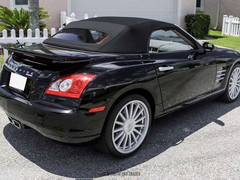 Used 2005 Chrysler Crossfire SRT-6 RWD image 16