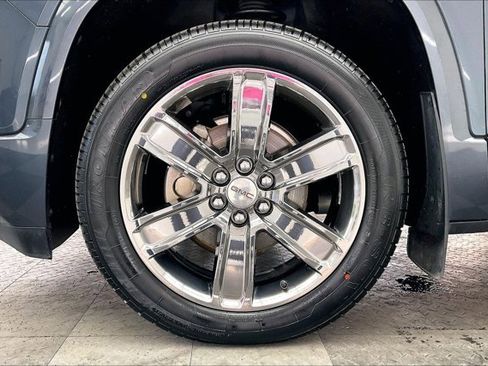 Used 2019 GMC Acadia Denali w/ Technology Package image 8