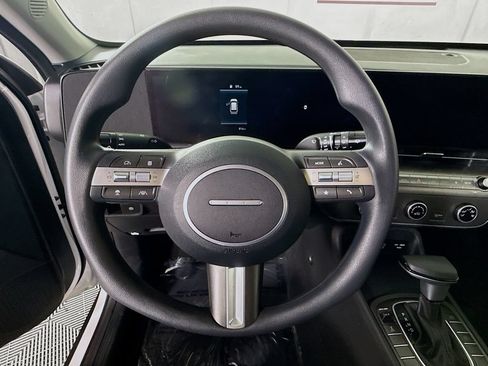 Certified 2026 Hyundai Kona SE AWD/4WD image 18