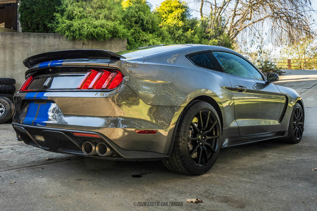 Used 2018 Ford Mustang Shelby GT350 w/ Convenience Package RWD image 7