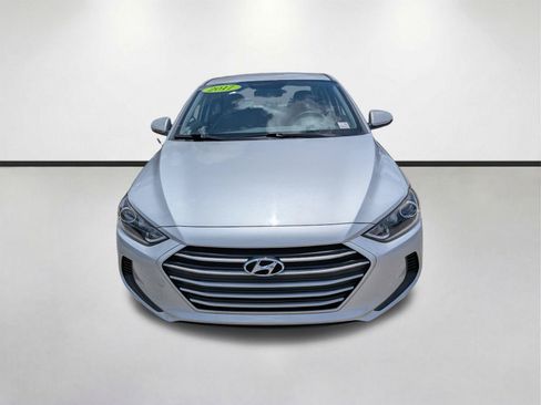Used 2017 Hyundai Elantra SE FWD image 9