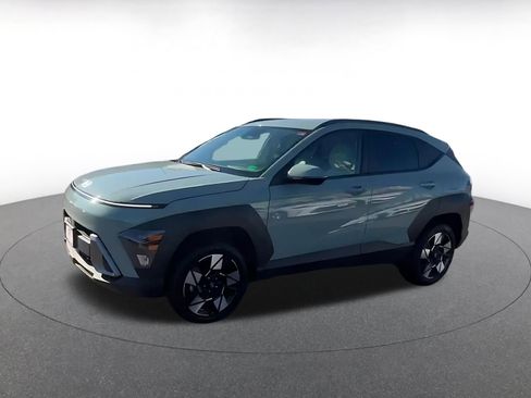 Used 2025 Hyundai Kona SEL image 8
