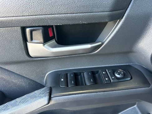 Certified 2024 Toyota Tacoma TRD Sport AWD/4WD image 10