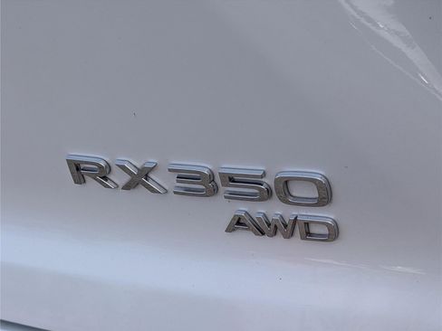 Used 2024 Lexus RX 350 Premium image 9