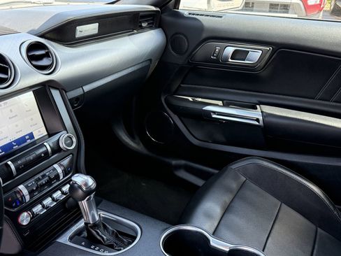 Used 2022 Ford Mustang Premium RWD image 15