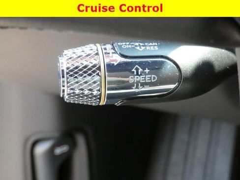Used 2024 Bentley Flying Spur W12 AWD/4WD image 35