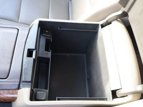 Used 2017 Chevrolet Tahoe Premier image 17