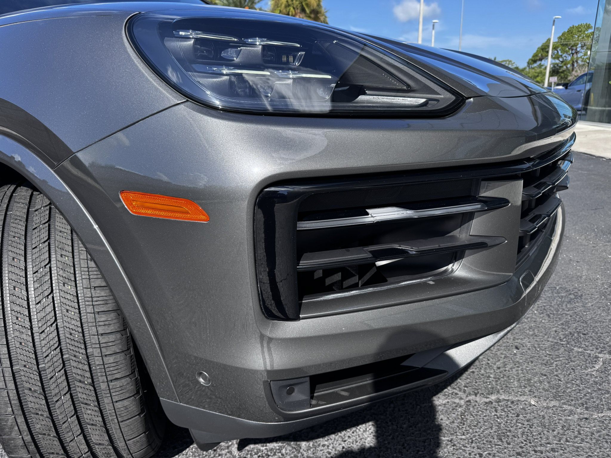 Certified 2024 Porsche Cayenne S AWD/4WD image 6