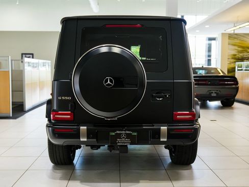 Certified 2025 Mercedes-Benz G 550 image 9
