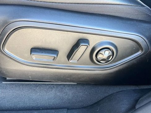 Used 2024 Jeep Grand Cherokee L Overland w/ Trailer Tow Package image 17