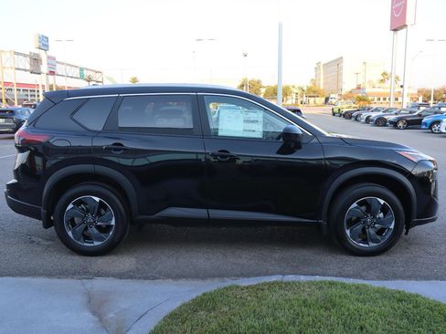 New 2026 Nissan Rogue SV w/ SV Premium Package image 9