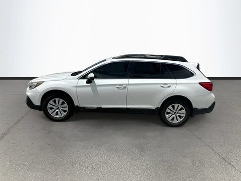 Used 2019 Subaru Outback 2.5i Premium AWD/4WD image 4