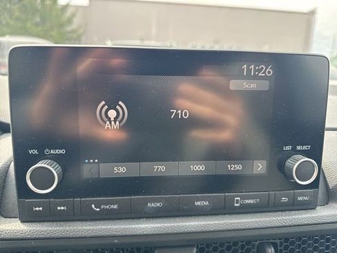 Used 2023 Honda CR-V EX image 11