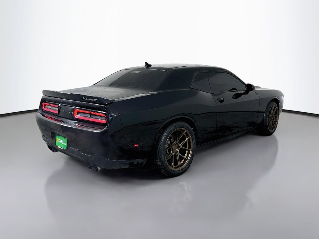 Used 2020 Dodge Challenger R/T RWD image 10
