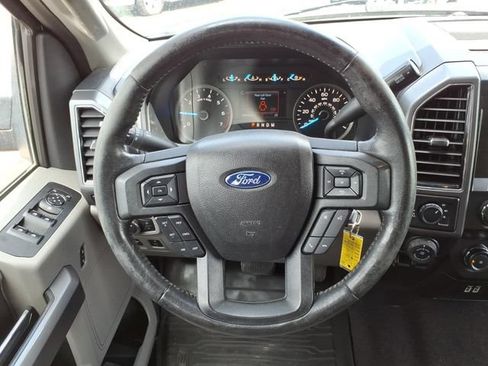 Used 2020 Ford F150 XLT w/ Equipment Group 302A Luxury AWD/4WD image 22