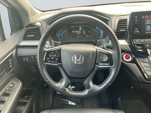 Used 2023 Honda Odyssey Touring image 13