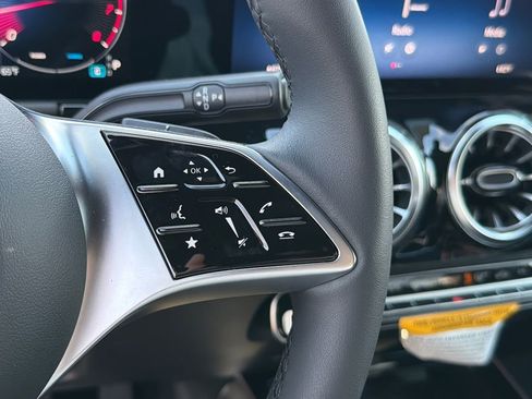 New 2026 Mercedes-Benz GLA 250 image 25