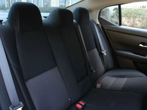 Used 2022 Nissan Sentra SV w/ All-Weather Package FWD image 21