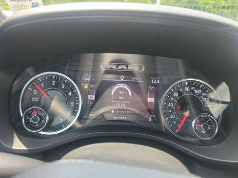 Used 2021 RAM 1500 Big Horn RWD image 17
