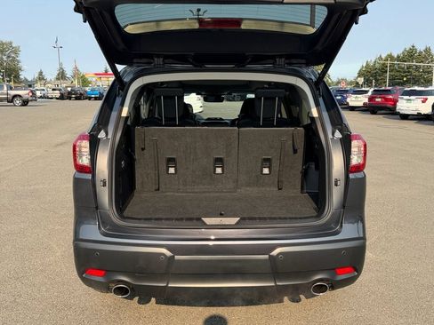 Used 2023 Subaru Ascent Limited w/ Technology Package AWD/4WD image 22