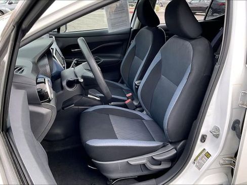 Used 2024 Nissan Versa SV image 24