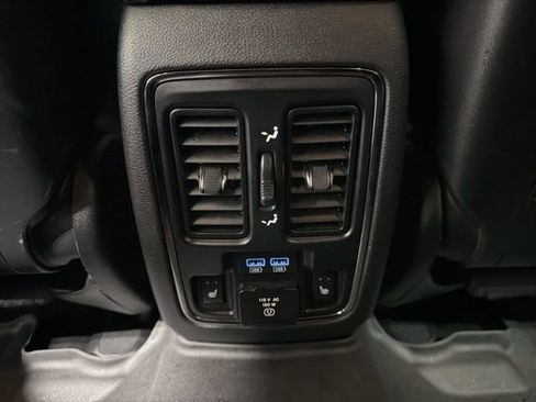 Used 2014 Jeep Grand Cherokee Limited w/ Trailer Tow Group IV image 28