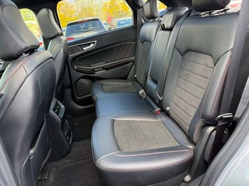 Used 2022 Ford Edge ST-Line image 25