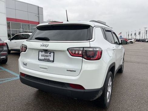 Used 2022 Jeep Compass Latitude image 4
