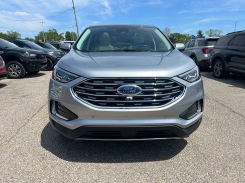 Certified 2023 Ford Edge Titanium w/ Equipment Group 301A AWD/4WD image 2