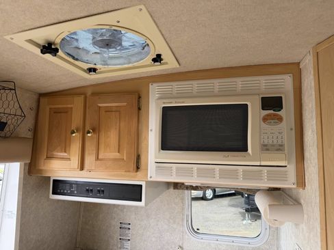Used 2006 Ford E-450 and Econoline 450 RWD image 14