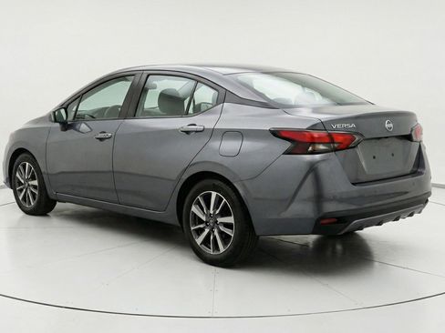 Used 2025 Nissan Versa SV image 6